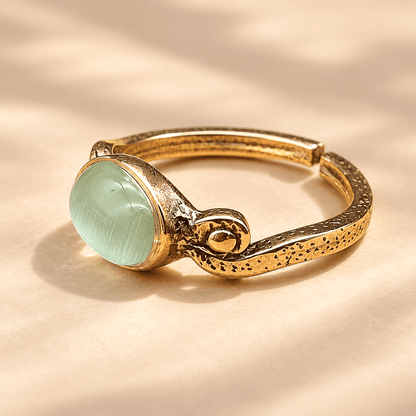 Yeşilin Büyüsü – Vintage Yüzük
